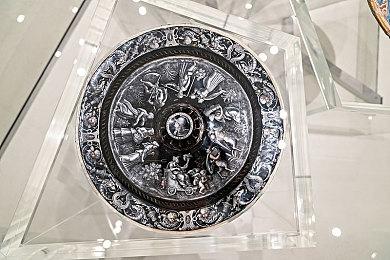 《世上英雄》道歉信：游戏5月月内发售